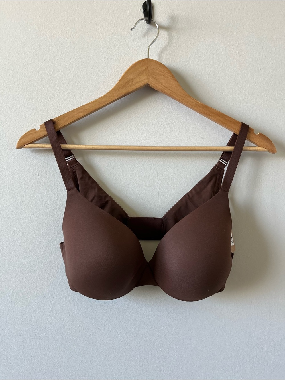 SKIMS Smoothing Intimates Full Coverage Lightly Lined Bra 34C NWT Cocoa Color